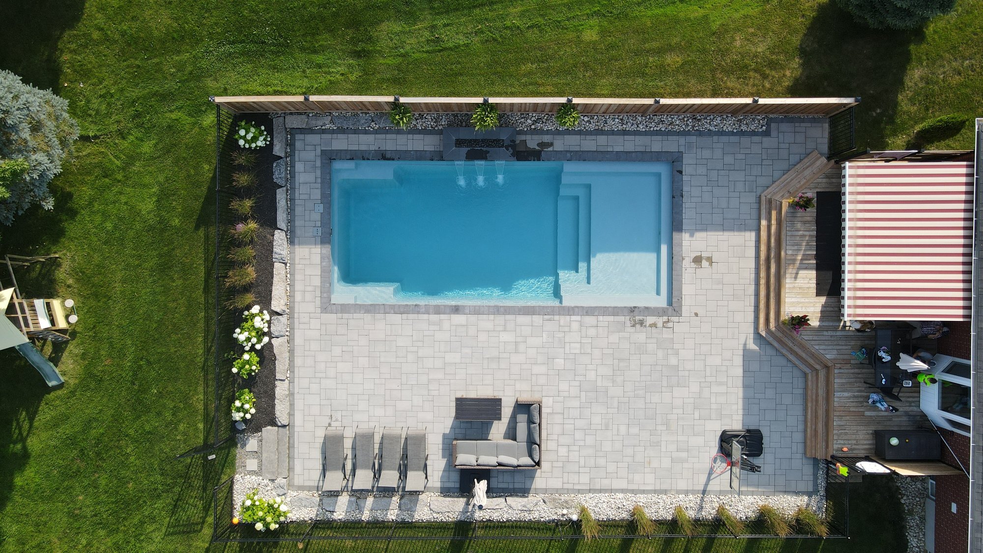 Hipel Pools Swimming pool contractors in Kitchener, ON